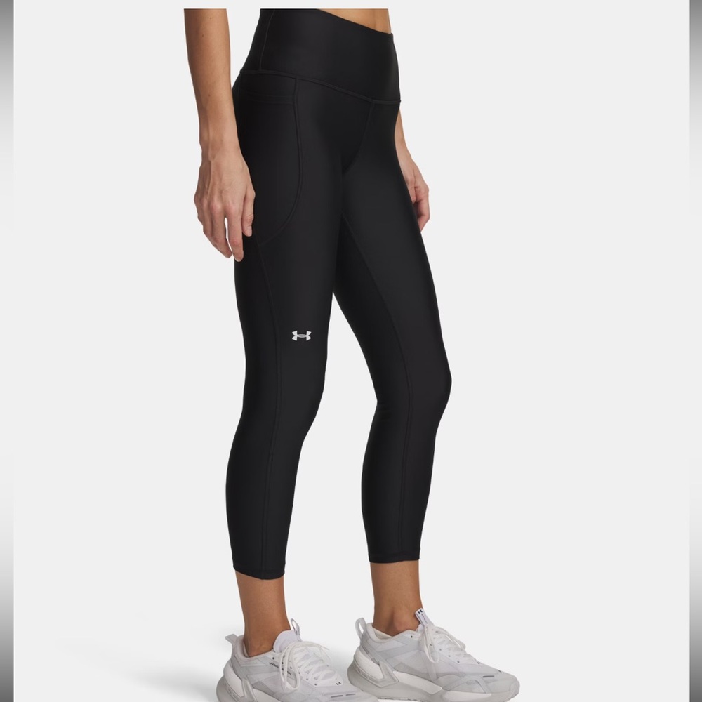 Under Armour High Rise Capri Bundle - Picture 2 of 4